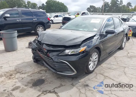 2021 Toyota Camry Le из США, поврежденный, VIN 4T1C11AK5MU422470